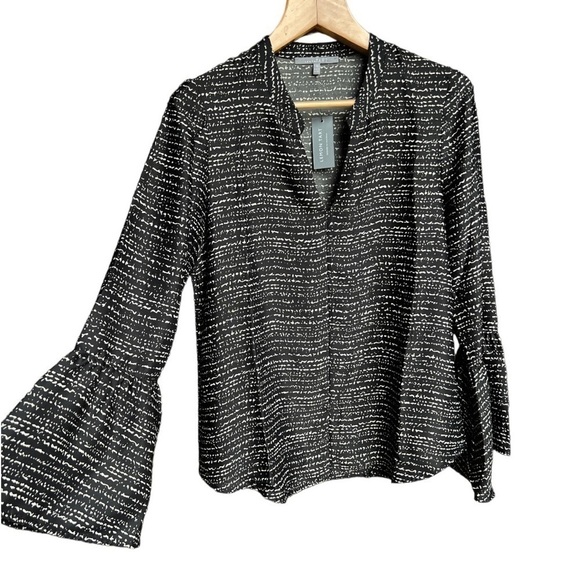 Lemon Tart Tops - NWT Lemon Tart Flounce Sleeve Notch Neck Black Speckle Women’s Blouse, Sz Small